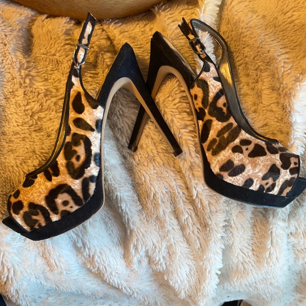 Sam Edelman Leopard Pumps